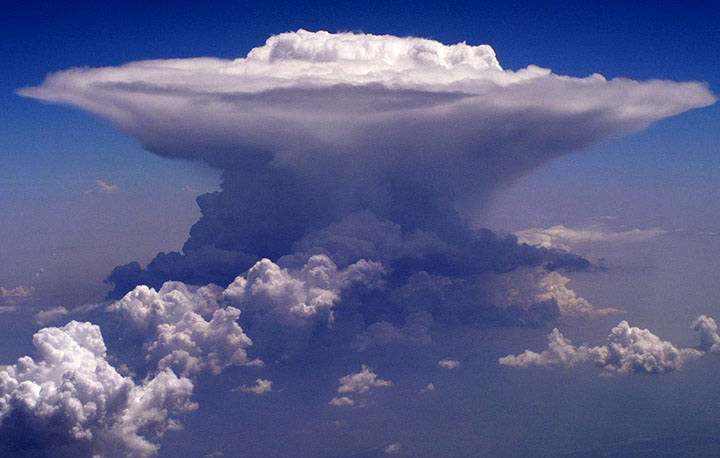Imagem da nuvem Cumulonimbus CB